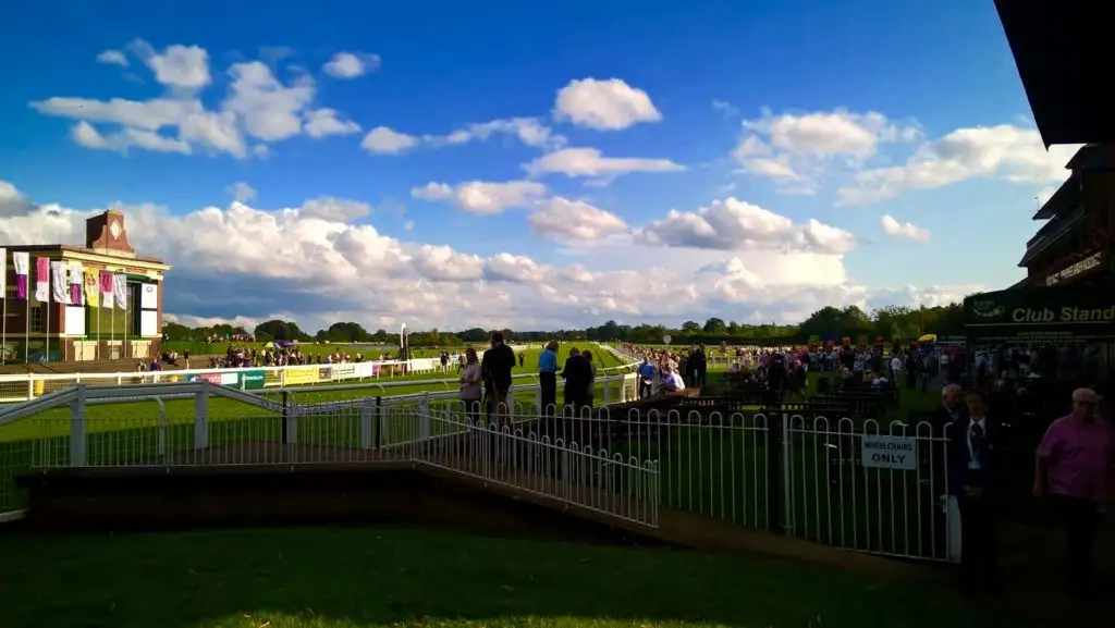 pace affects the outcome of a horse race